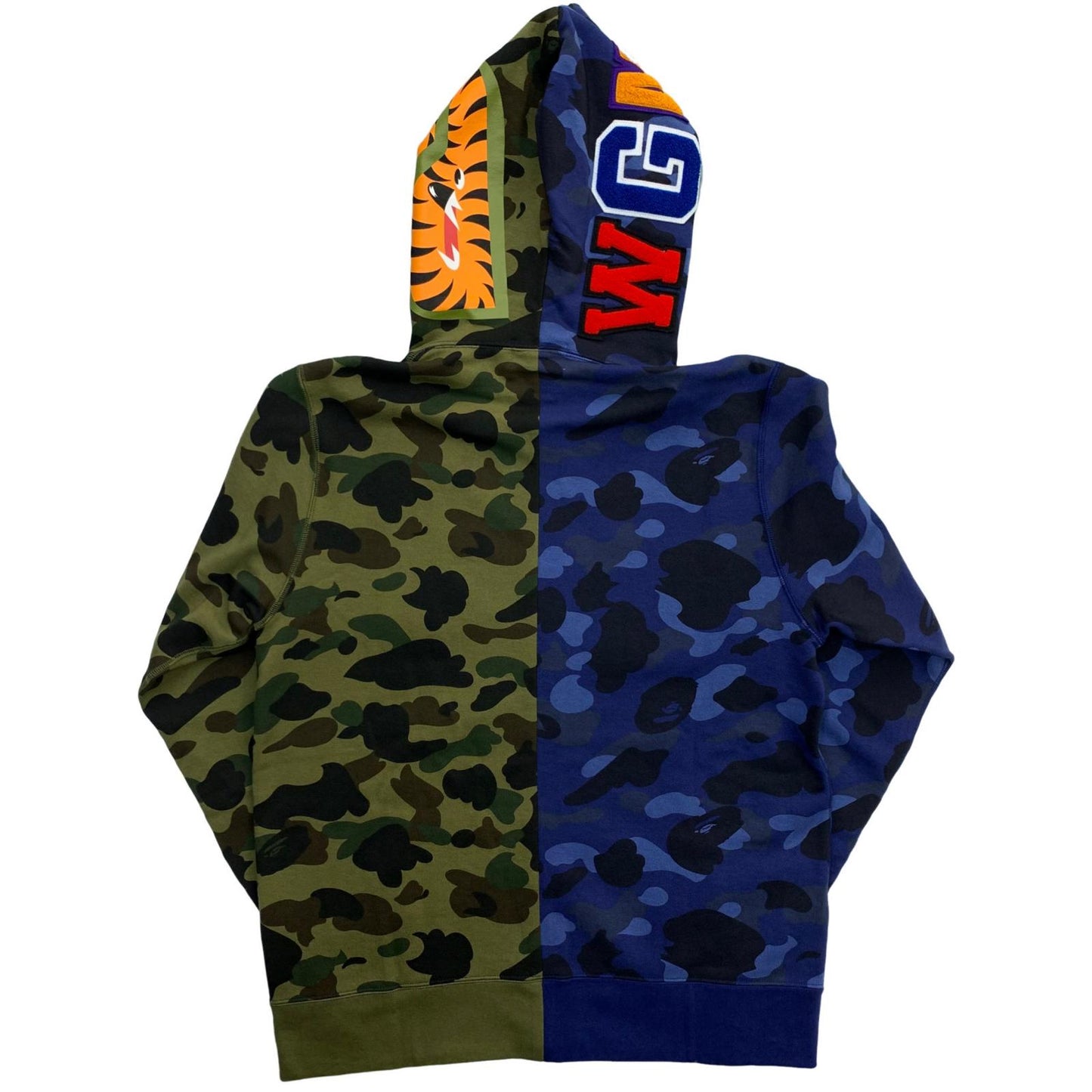 A BATHING APE | アベイシングエイプ SPLIT COLOR CAMO SHARK HOODIE パーカー サイズ：M
