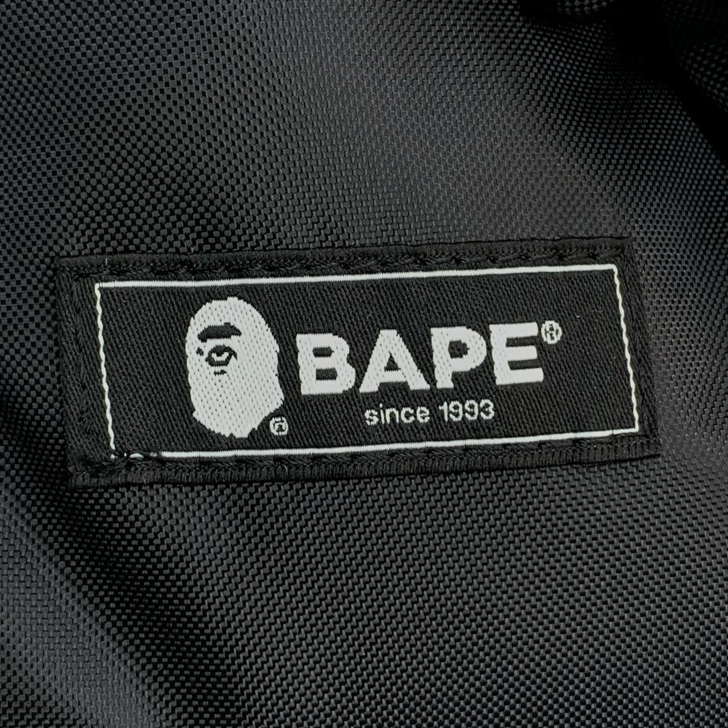 A BATHING APE | アベイシングエイプ SPLIT COLOR CAMO SHARK DAYPACK リュック・デイパック