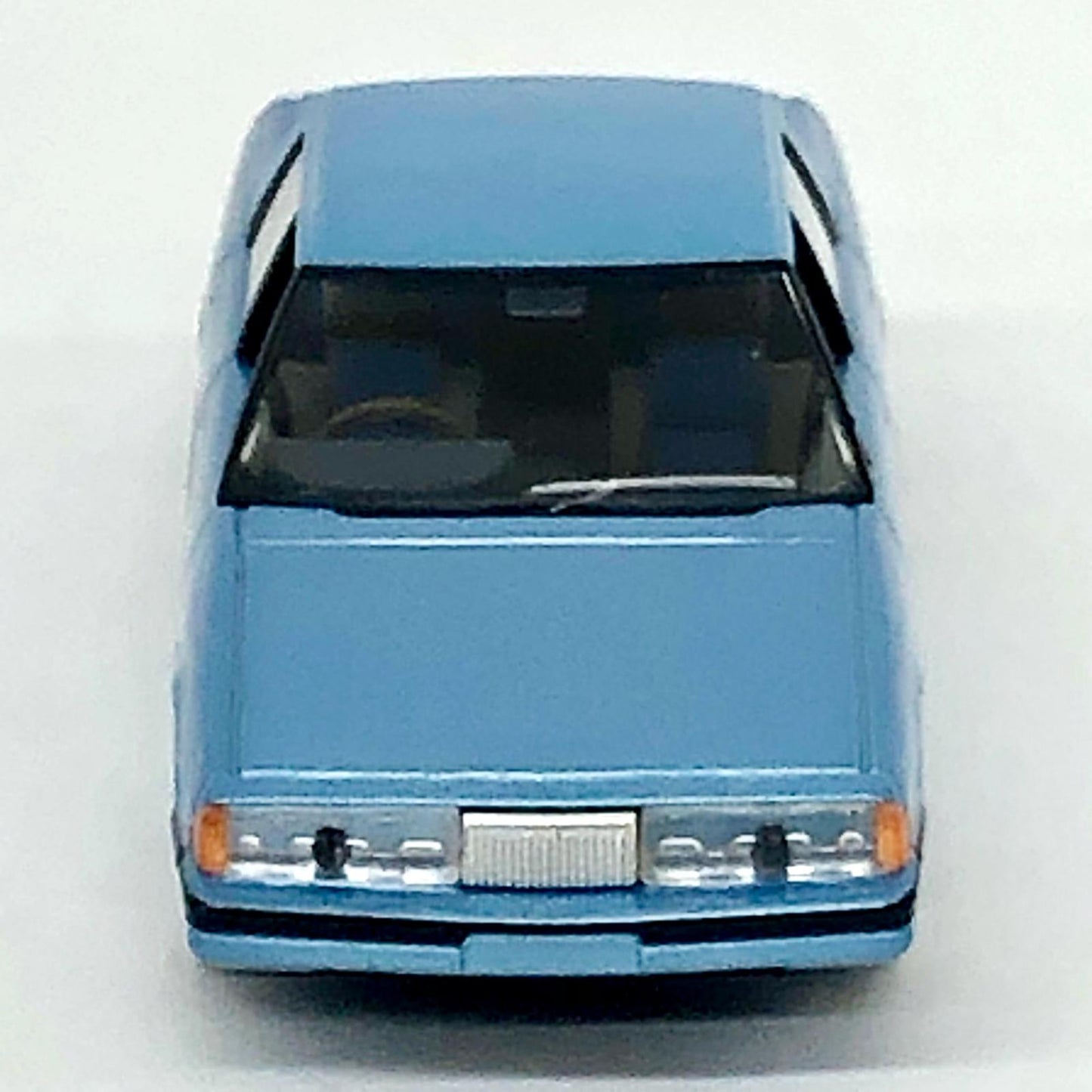 おもちゃ・玩具 1/64 LV-N01a マツダ ルーチェ(スカイブルー) 「トミカリミテッドヴィンテージNEO」 [211570] マツダ ルーチェ LV-N01a '1/64 211570【加古川店】