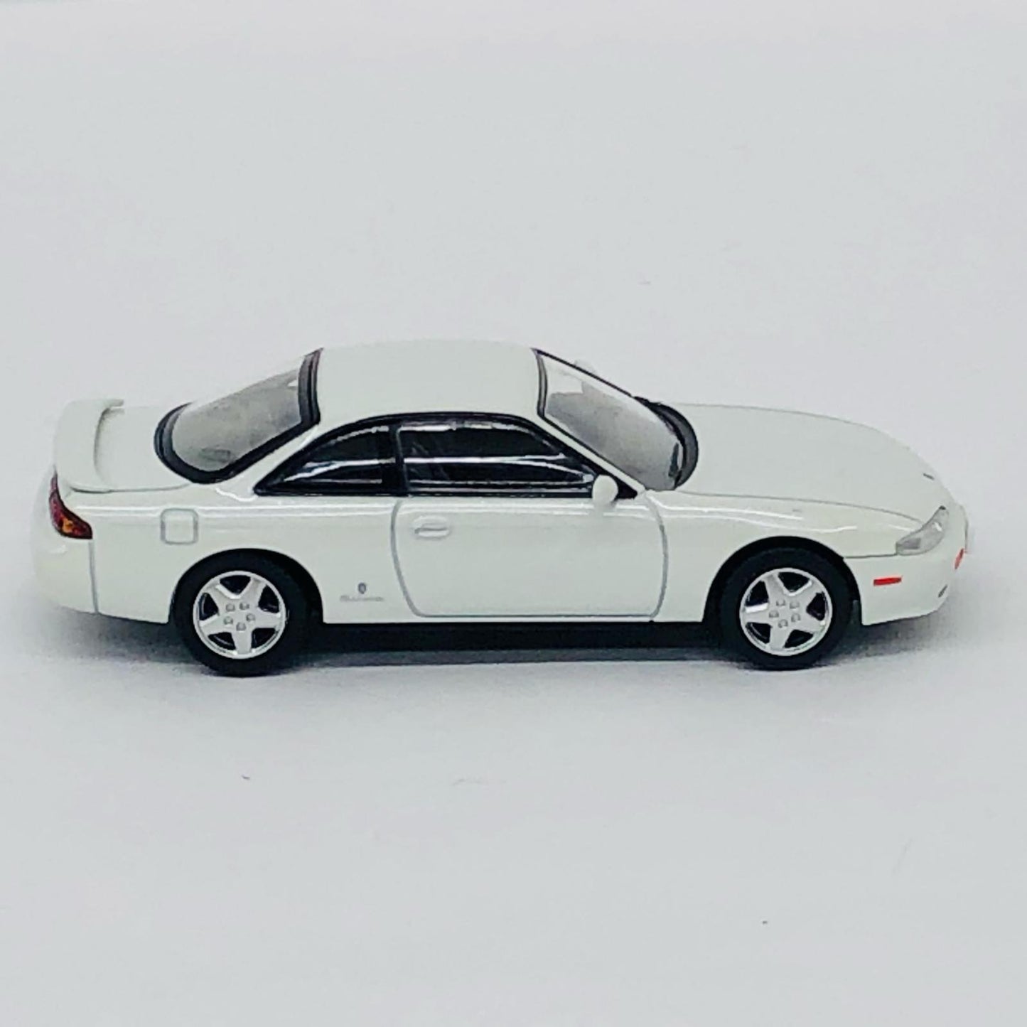 おもちゃ・玩具 1/64 LV-N313a 日産シルビア K’s TypeS 94年式(ホワイト) 「トミカリミテッドヴィンテージNEO」 [329435] 日産シルビア K’s TypeS 94年式 LV-N313a '1/64 329435【加古川店】