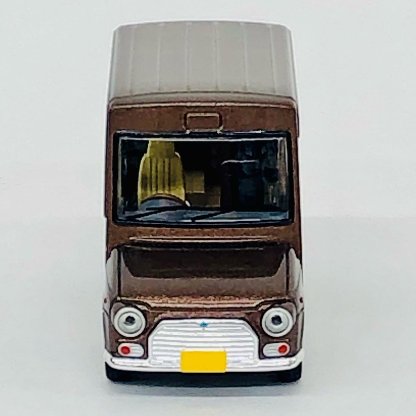 1/64 LV-N283a ダイハツ ミラ ウォークスルーバン カスタム仕様(ブラウン) 「トミカリミテッドヴィンテージNEO」 [324928]