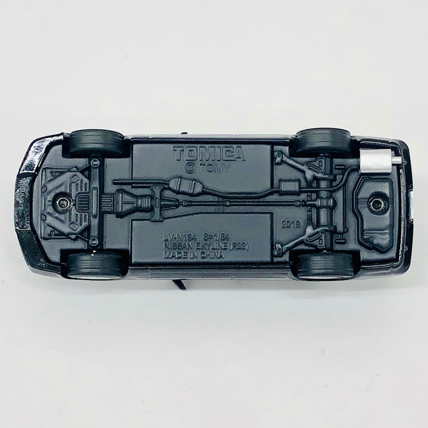 1/64 LV-N194c 日産スカイライン 4ドアスポーツセダン GTS-t Type M (ブラック) オプション装着車 92年式 「トミカリミテッドヴィンテージNEO」 [329053]