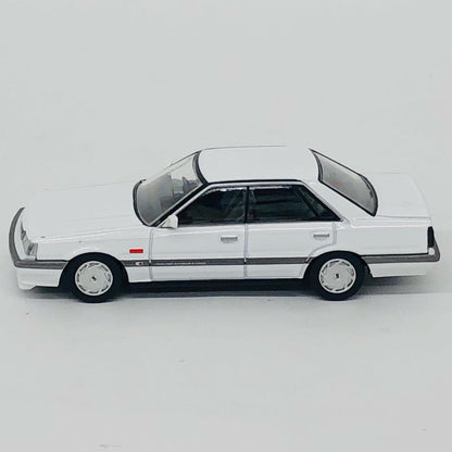 1/64 LV-N301a 日産 スカイライン 4ドアHT GTパサージュ ツインカム24V 87年式(ホワイト) 「トミカリミテッドヴィンテージNEO」 [320548]