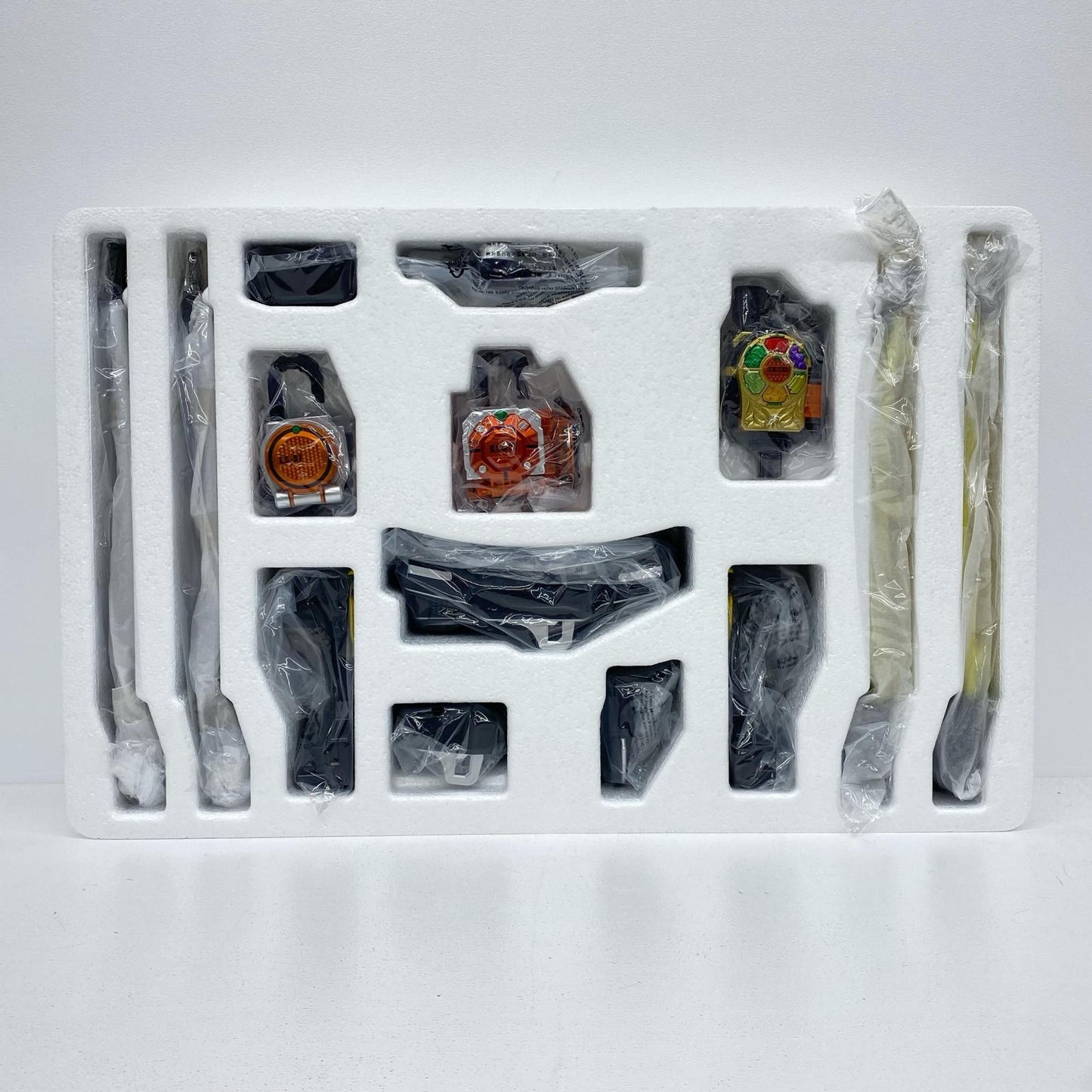 コンプリートセレクションモディフィケーション戦極ドライバー「仮面ライダー鎧武」プレミアムバンダイ限定