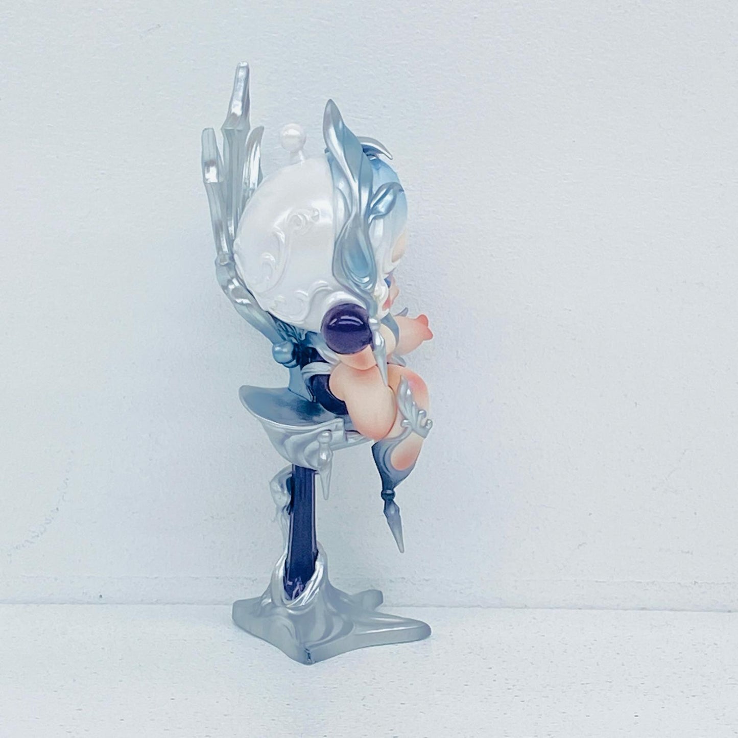 フィギュア The Silver Fork 「POPMART SKULLPANDA The Feast Begins シリーズ」 The Silver Fork SKULLPANDA The Feast Begins【フィギュア】【加古川物流】