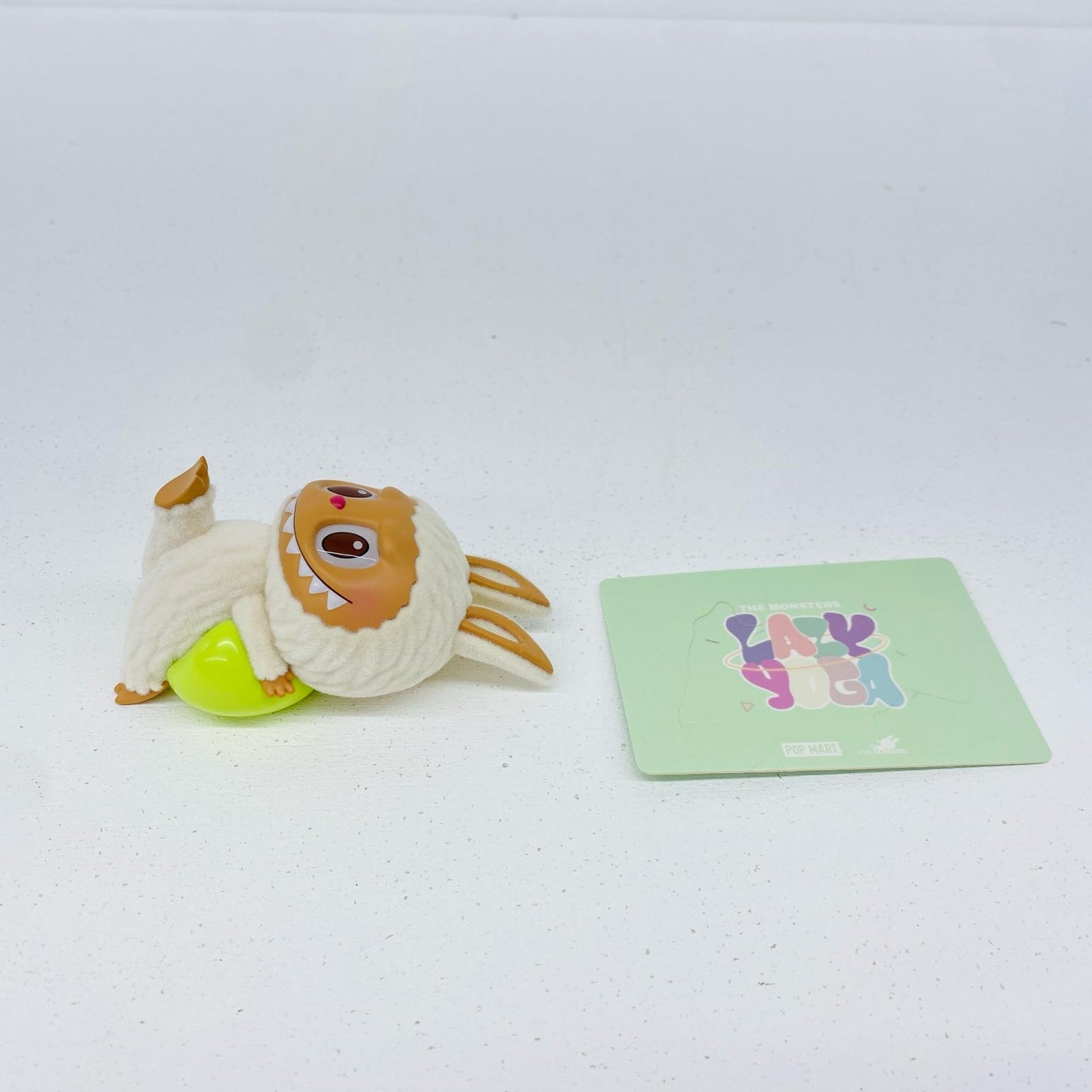 フィギュア Lay Down 「POPMART THE MONSTERS Lazy Yoga シリーズ」 THE MONSTERS Lazy Yoga【フィギュア】【瀬戸大橋店】