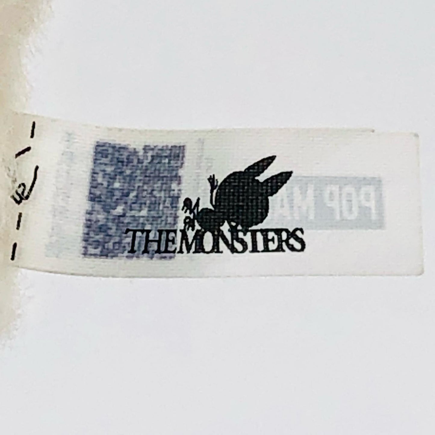 A「THE MONSTERS PIN FOR LOVE シリーズぬいぐるみペンダント(A-M)」POPMART【フィギュア】