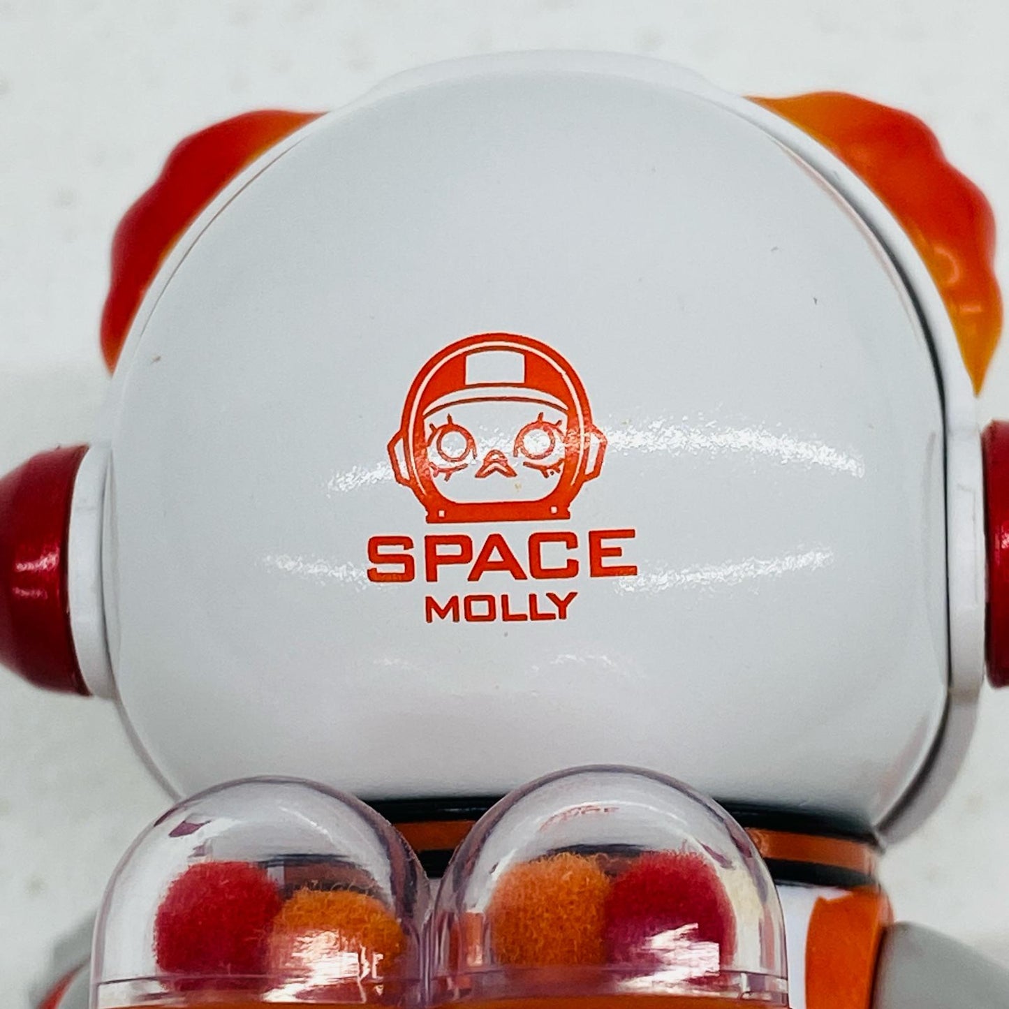 フィギュア WHY SO SERIOUS 「POPMART MEGA SPACE MOLLY 100%×emoji シリーズ」 WHY SO SERIOUS MEGA SPACE MOLLY 100%×emoji【フィギュア】【加古川物流】