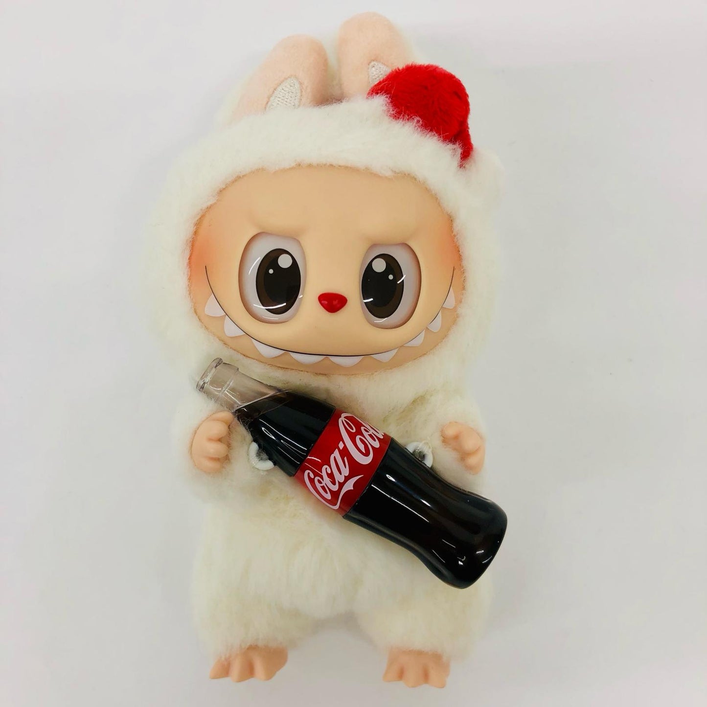 SURPRISE SHAKE「THE MONSTERS コカ・コーラ シリーズ ぬいぐるみ」 POPMART