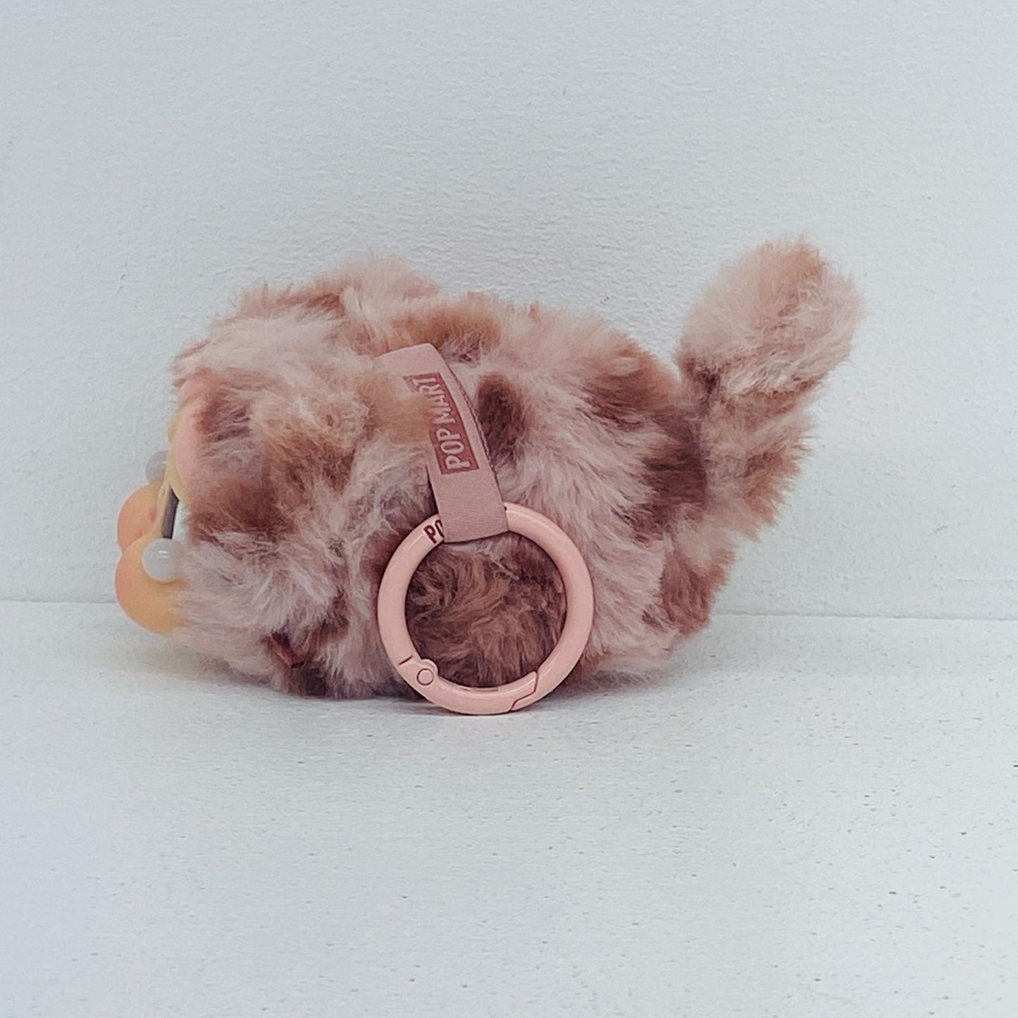 ぬいぐるみ Pink Cutie「CRYBABY Wild but Cutie Seriesビニールぬいぐるみペンダント」 POPMART Pink Cutie CRYBABY Wild but Cutie Series ぬいぐるみペンダント【加古川物流】