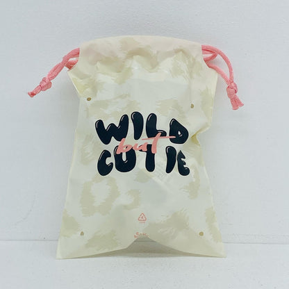 ぬいぐるみ Vanilla Cutie「CRYBABY Wild but Cutie Seriesビニールぬいぐるみペンダント」 POPMART Vanilla Cutie CRYBABY Wild but Cutie Series ぬいぐるみペンダント【加古川物流】