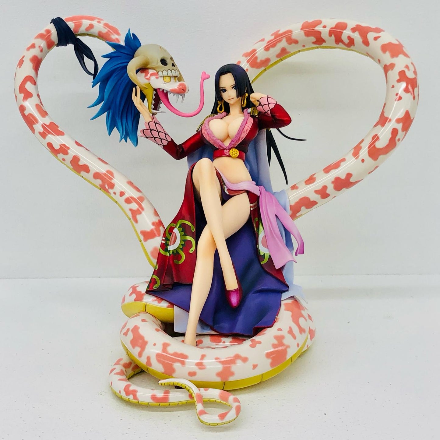 “海賊女帝”ボア・ハンコック「ワンピース」P.O.P“NEO-MAXIMUM”メガトレショップ＆オンラインショップ限定【フィギュア】