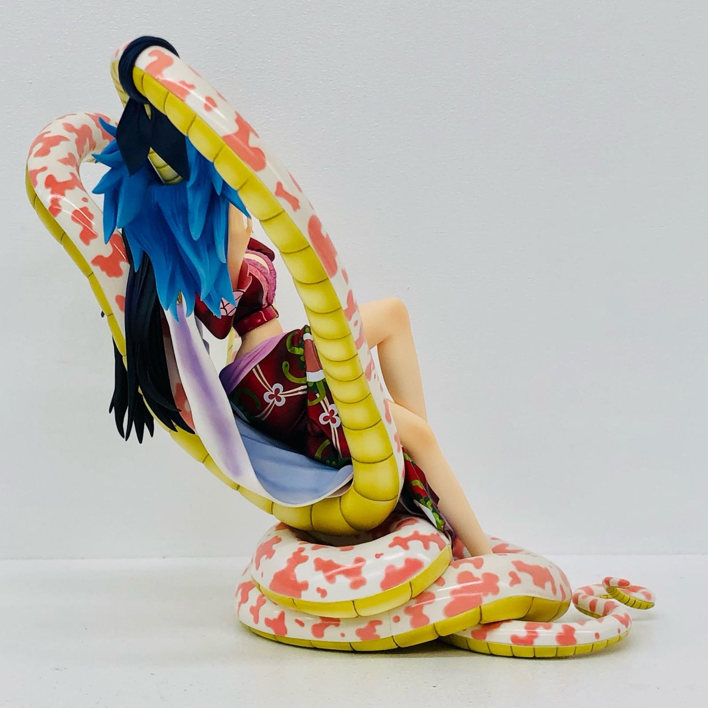 “海賊女帝”ボア・ハンコック「ワンピース」P.O.P“NEO-MAXIMUM”メガトレショップ＆オンラインショップ限定【フィギュア】