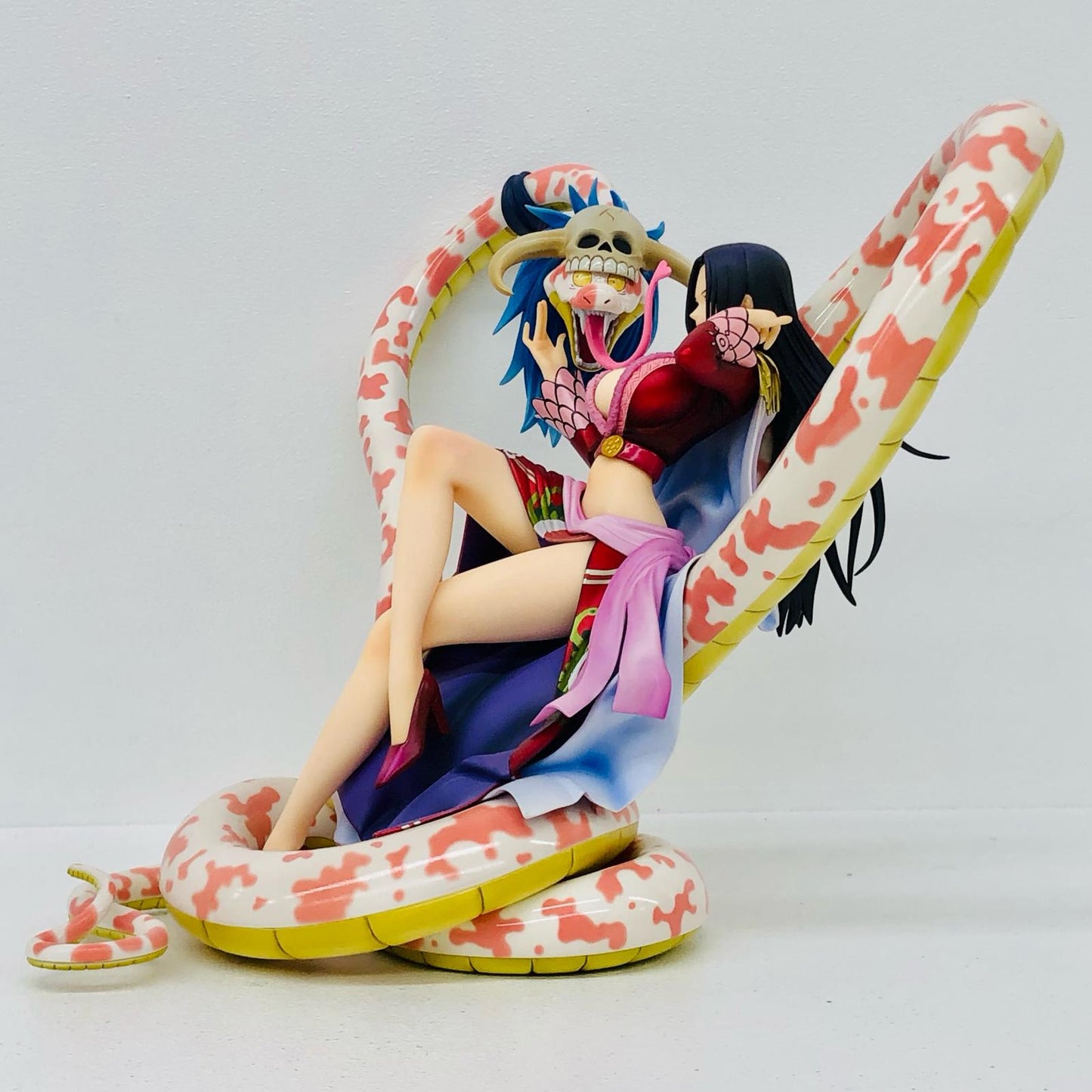 “海賊女帝”ボア・ハンコック「ワンピース」P.O.P“NEO-MAXIMUM”メガトレショップ＆オンラインショップ限定【フィギュア】