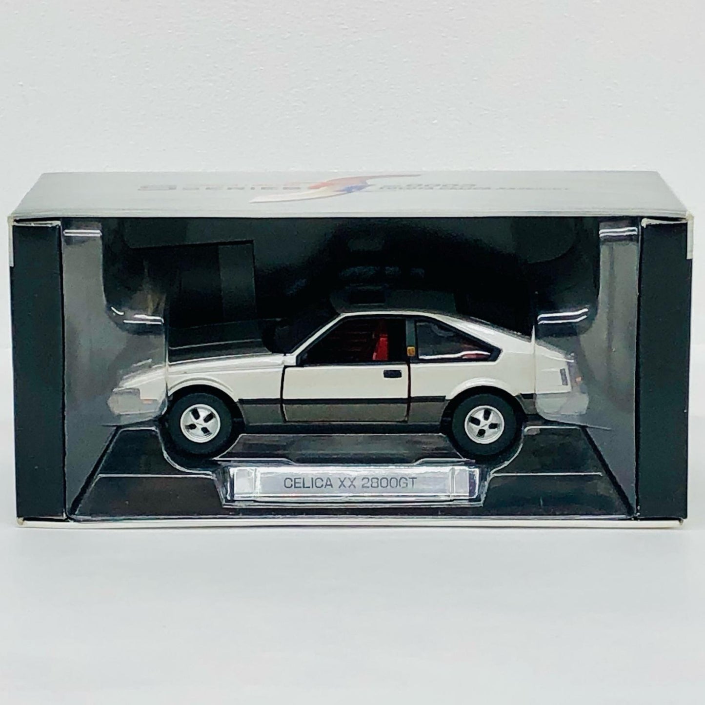 1/43TLS0003トヨタセリカXX2800GT(シルバー×ブラック)「トミカリミテッドSシリーズ」[643326]【フィギュア】