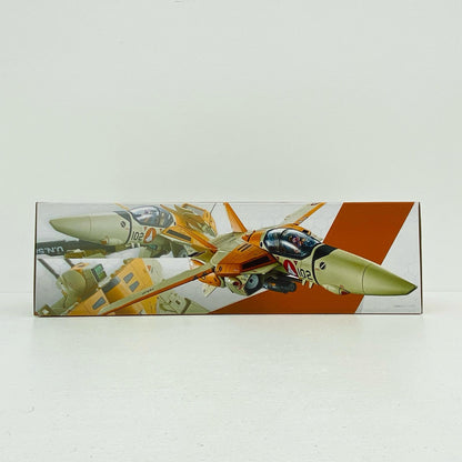 DX超合金VF-1Dバルキリー＆ファン・レーサー「超時空要塞マクロス」魂ウェブ商店限定【フィギュア】
