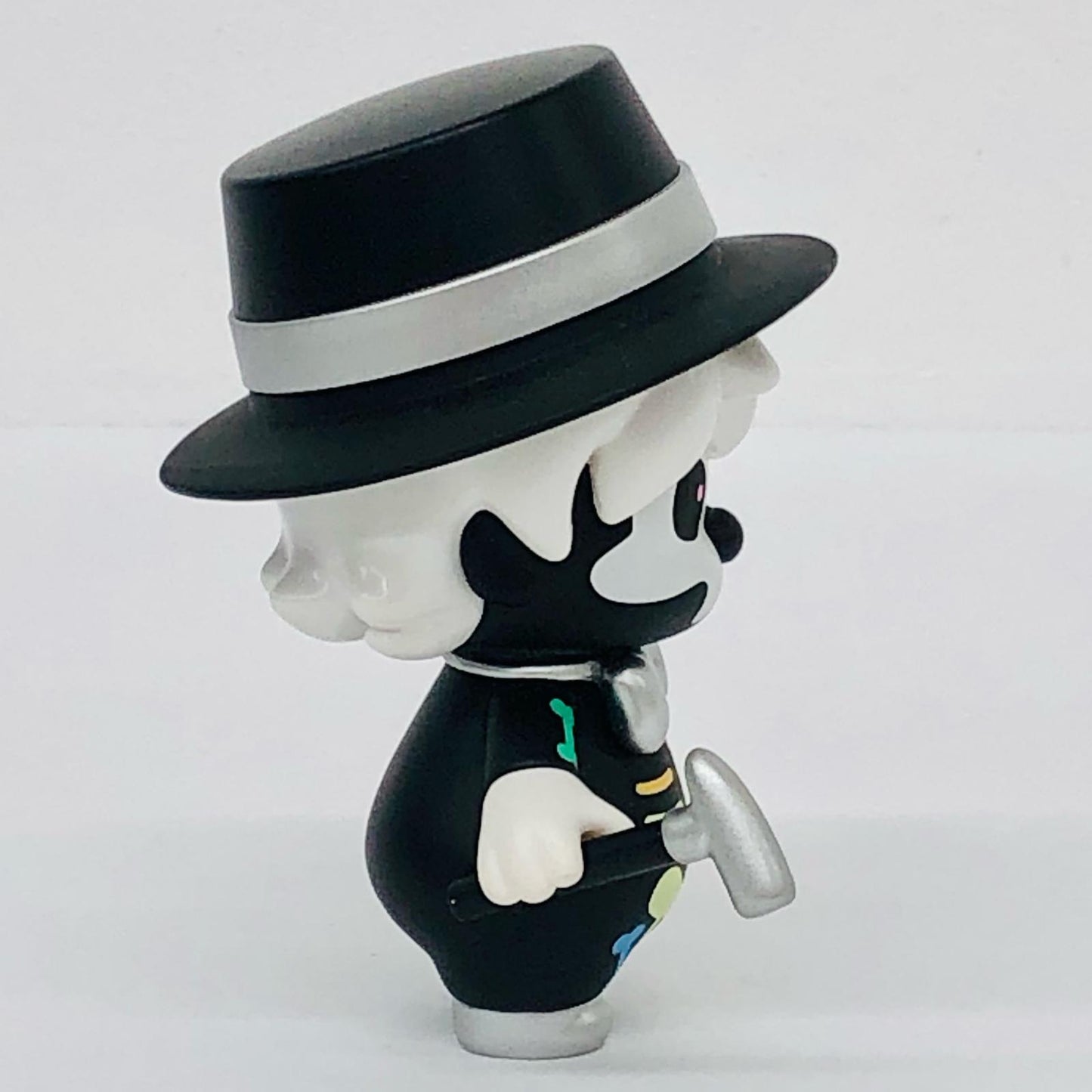 Skelton Gentleman 「POPMART Sweet Bean Spooky Tales シリーズ」【フィギュア】