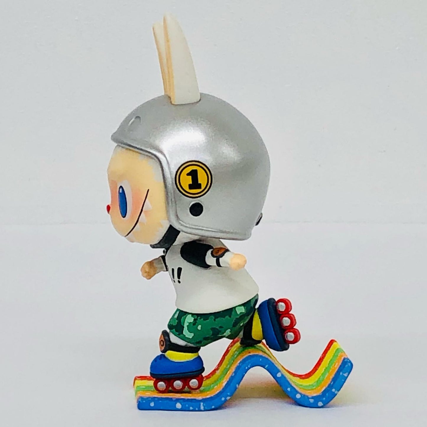 RAINBOW CANDY 「POPMART LABUBU ザ・モンスターズ キャンディ シリーズ」【フィギュア】