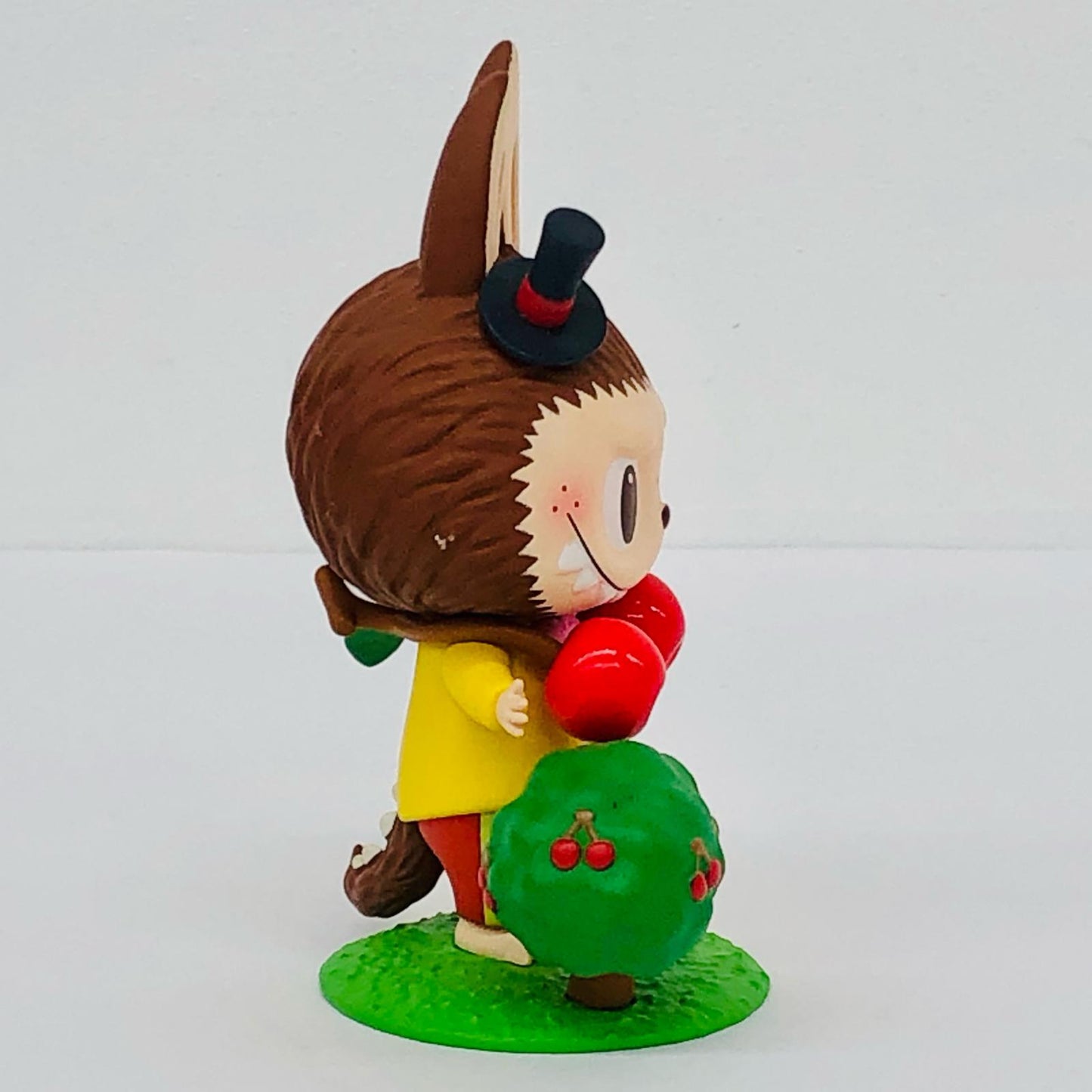 Cherry 「POPMART LABUBU ザ・モンスターズ フルーツ シリーズ」【フィギュア】