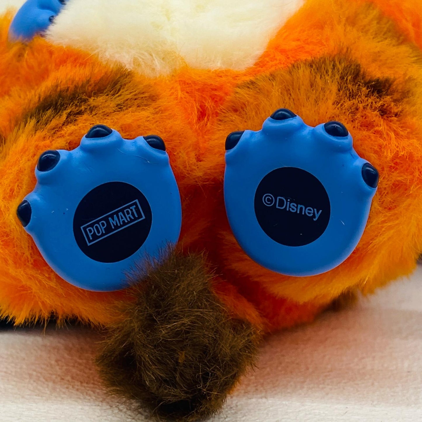 Tigger Stitch 「POPMART Stitch Adventure シリーズ ぬいぐるみペンダント」