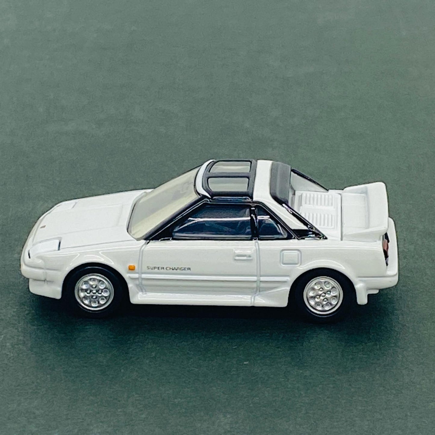 トヨタ MR2 「トミカプレミアム 40」