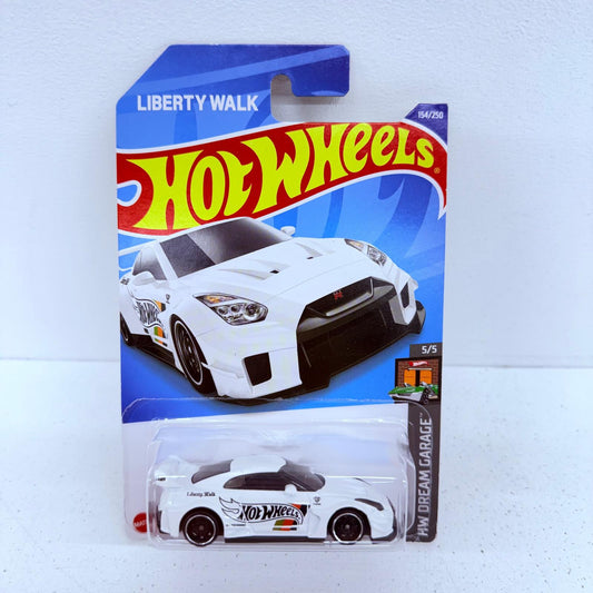 おもちゃ・玩具 1/64LB-シルエットワークスGT日産35GT-RRVer.2「HotWheelsDREAMGARAGE」[HHF64] LB-シルエットワークスGT日産35GT-RRVer.2 1/64スケール【加古川物流】