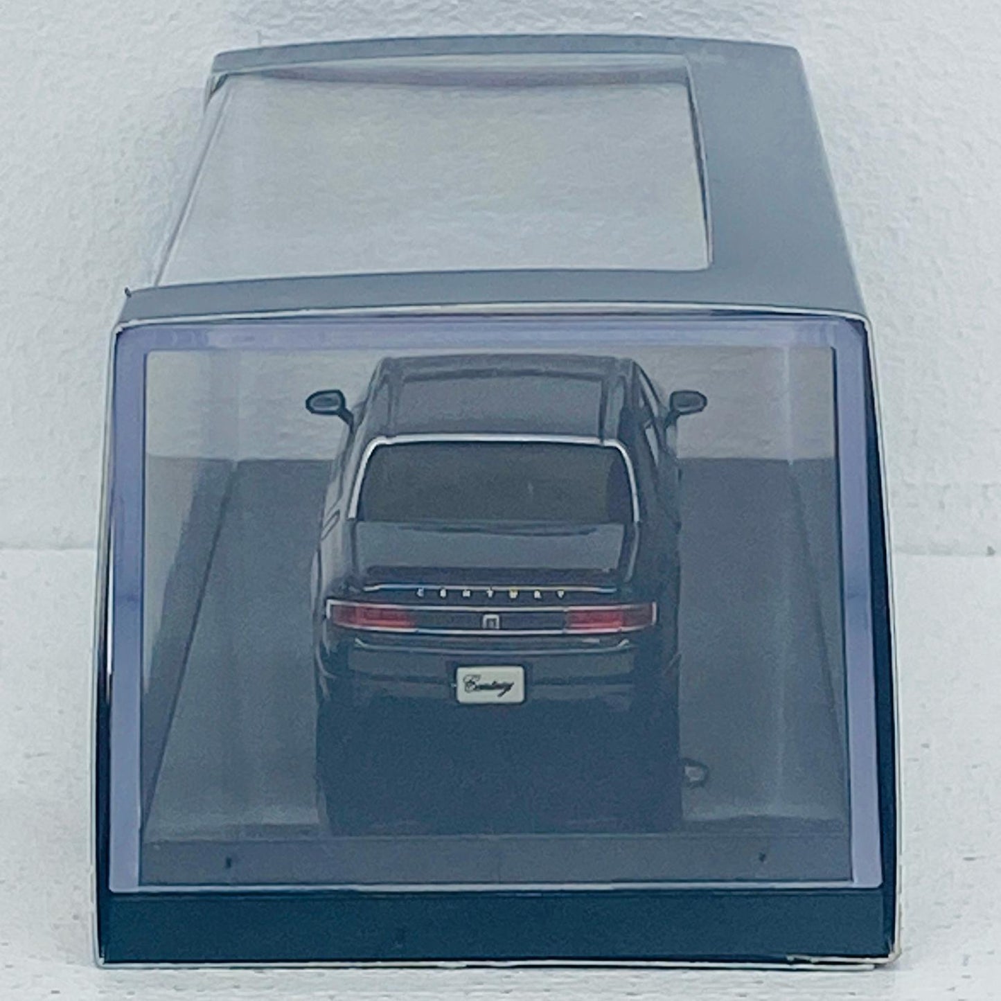 ホビージャパン 1/64 トヨタセンチュリー GRMN