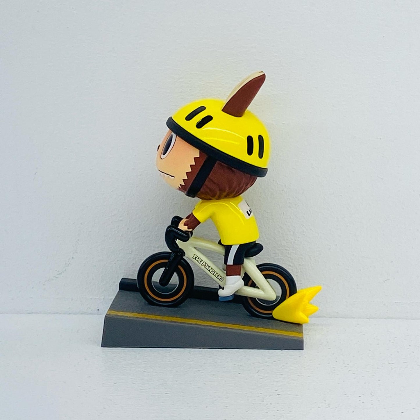 フィギュア LABUBU Summer Ride 「THE MONSTERS」フィギュア LABUBU Summer Ride THE MONSTERS【フィギュア】【加古川物流】
