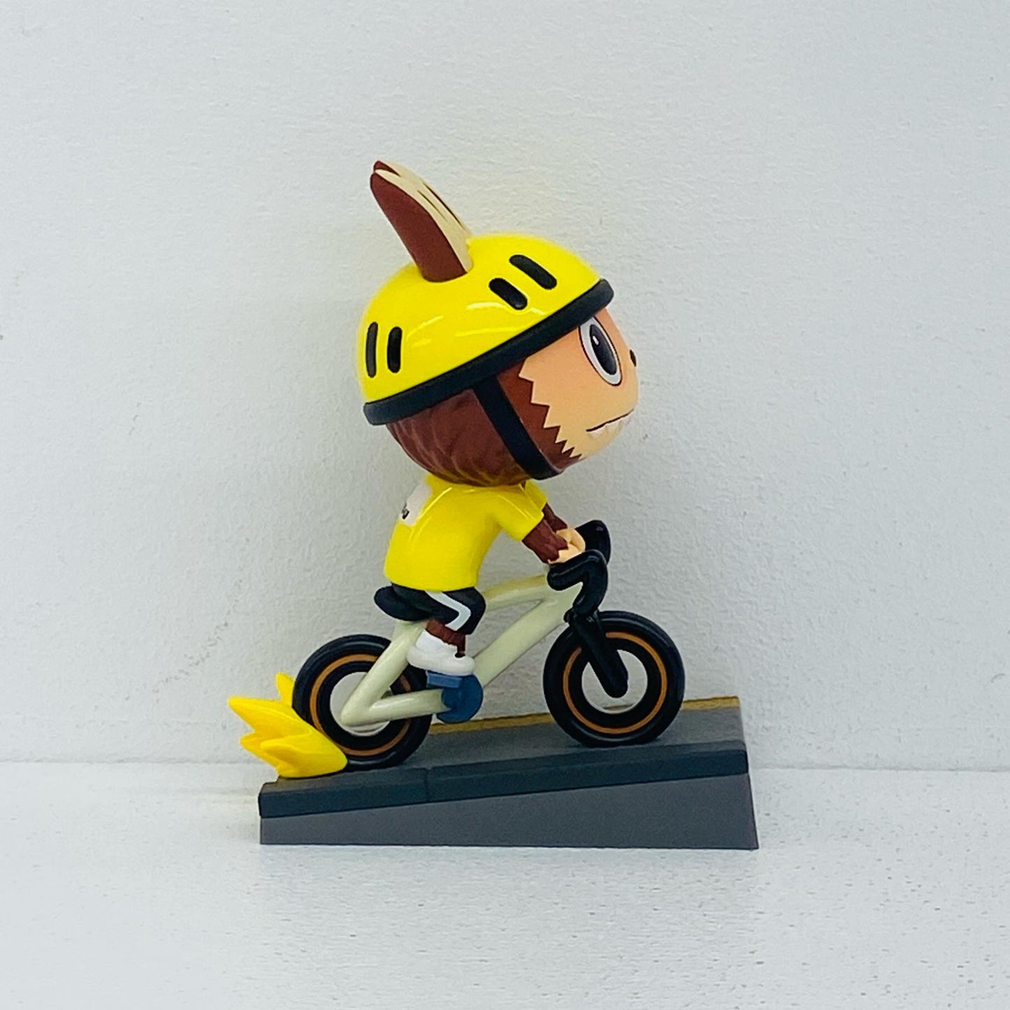 フィギュア LABUBU Summer Ride 「THE MONSTERS」フィギュア LABUBU Summer Ride THE MONSTERS【フィギュア】【加古川物流】