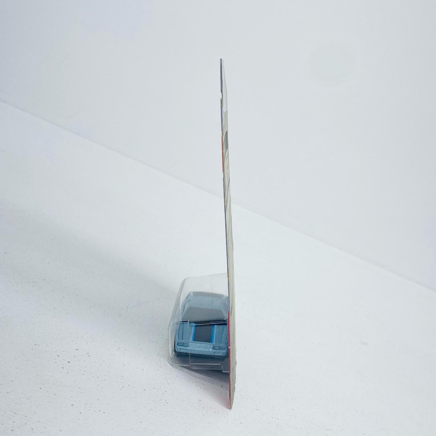 1/64DMCデロリアン「HotWheelsTHE’80」[HNJ93]
