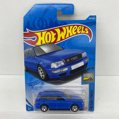 おもちゃ・玩具 1/64’94アウディアバントRS2(ブルー)「HotWheelsFACTORYFRESH」[HCM47] 94アウディアバントRS2 1/64スケール【加古川物流】