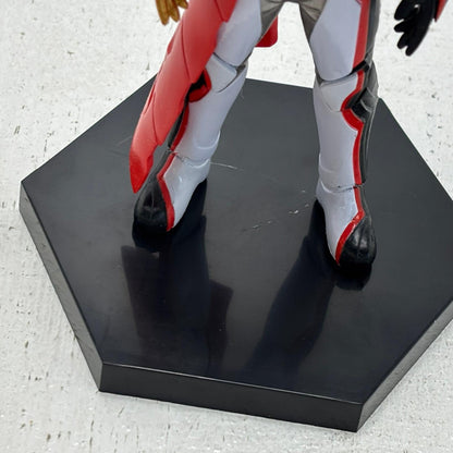 フィギュア 仮面ライダーセイバーブレイブドラゴン「仮面ライダーセイバー/聖刃」フィギュア 仮面ライダーセイバーブレイブドラゴン 82669【フィギュア】【加古川物流】