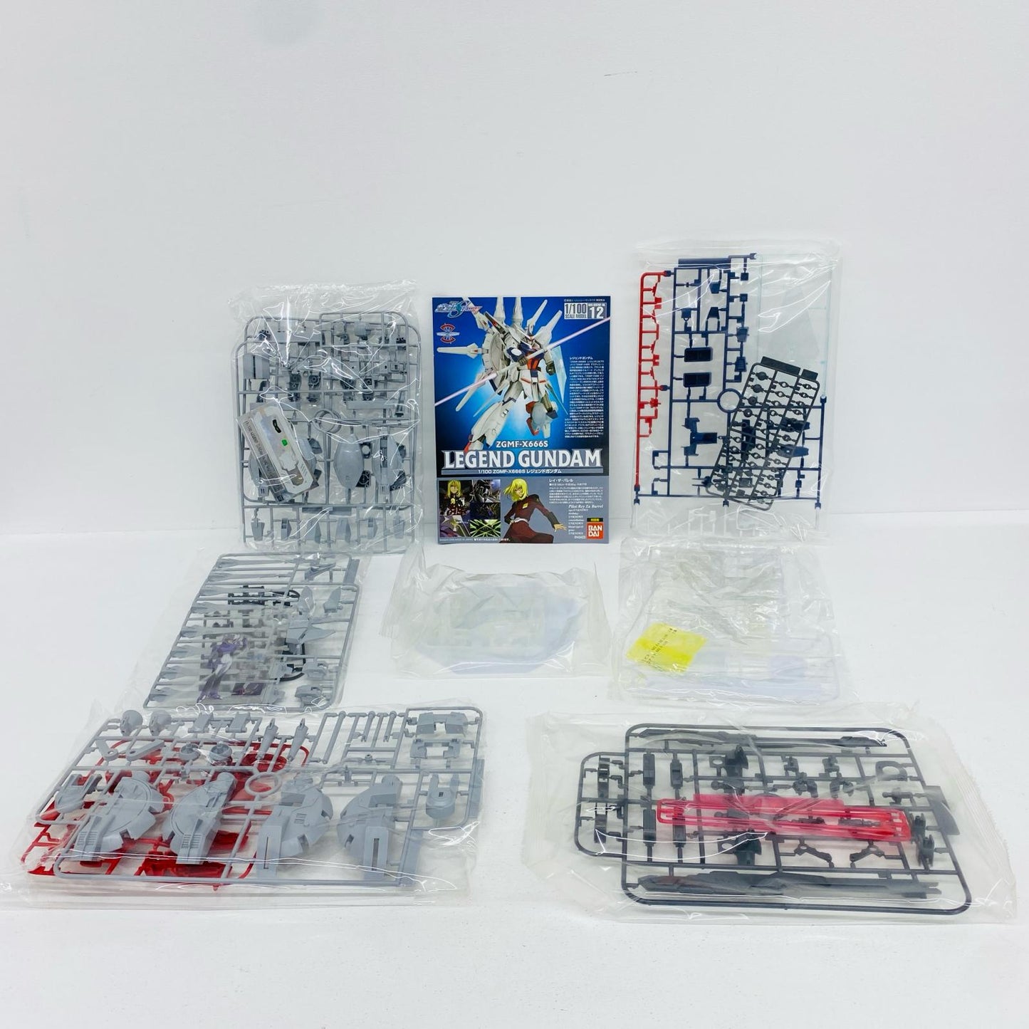 プラモデル 1/100ZGMF-X666Sレジェンドガンダム「機動戦士ガンダムSEEDDESTINY」初回限定版[0143423] ZGMF-X666Sレジェンドガンダム 初回限定版 143423【加古川物流】