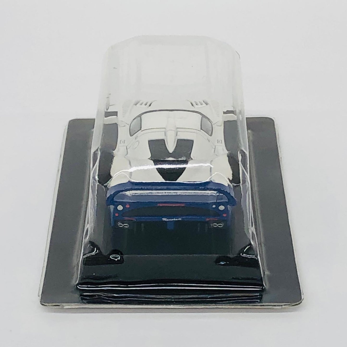 おもちゃ・玩具 1/64MaseratiMC12(ホワイト×ブルー)「マセラッティミニカーコレクション」サークルK・サンクス限定 Maserati MC12 1/64スケール サークルK・サンクス限定【加古川物流】