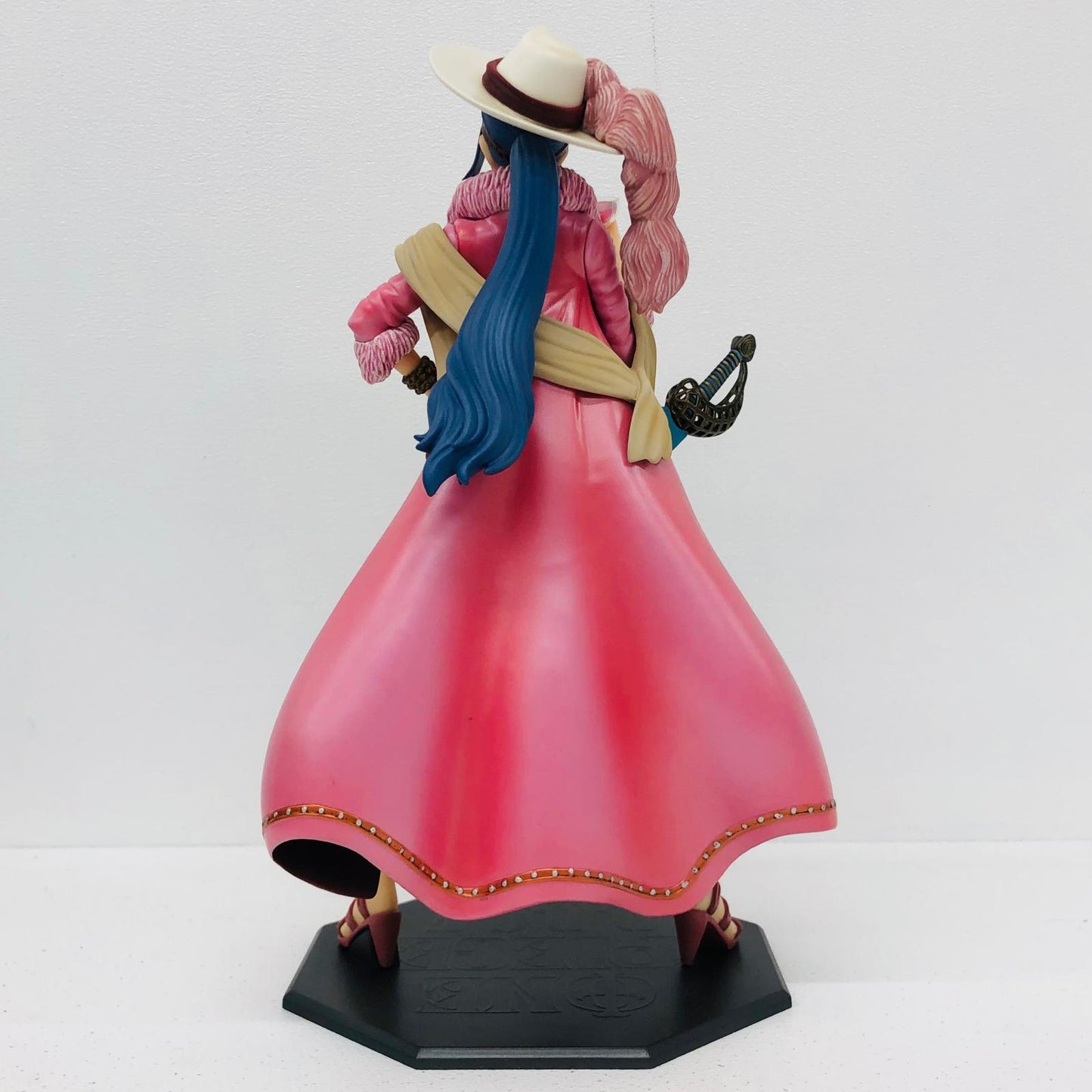フィギュア ネフェルタリ・ビビパイレーツVer.「ワンピース」DOORPAINTINGCOLLECTIONFIGURE第7弾1/7塗装済み完成品 ネフェルタリ・ビビ パイレーツVer.【フィギュア】【加古川物流】