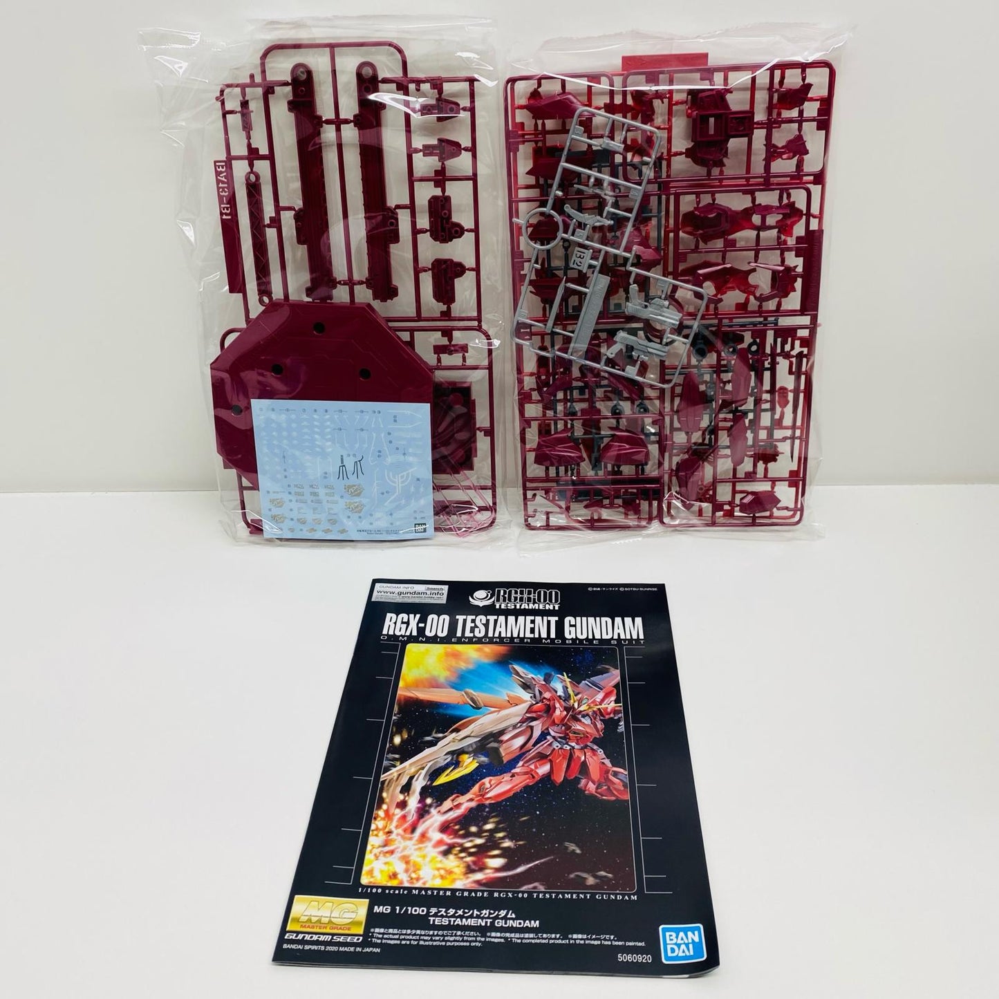 プラモデル 1/100MGZGMF-X12A/RGX-00テスタメントガンダム「機動戦士ガンダムSEEDDESTINYASTRAY」プレミアムバンダイ限定[5060920] テスタメントガンダム MG プレミアムバンダイ限定 5060920【加古川物流】
