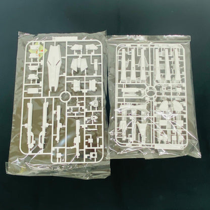 プラモデル 1/144HGUCRX-93νガンダム(ニューガンダム)「機動戦士ガンダム逆襲のシャア」[0153143] RX-93νガンダム HG 153143【加古川物流】
