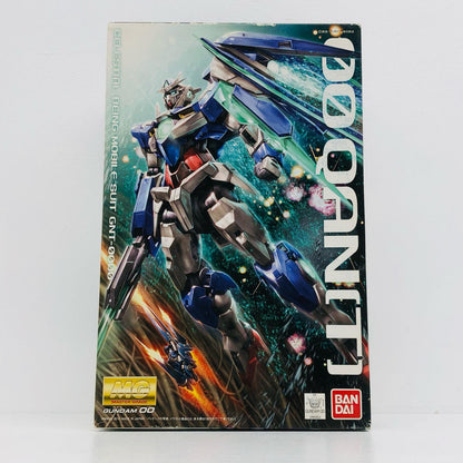 プラモデル 1/100MGGNT-0000ダブルオークアンタ「劇場版機動戦士ガンダム00(ダブルオー)-AwakeningoftheTrailblazer-」[0165654] GNT-0000ダブルオークアンタ MG 165654【加古川物流】