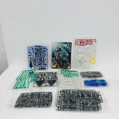 プラモデル 1/100MGGNT-0000ダブルオークアンタ「劇場版機動戦士ガンダム00(ダブルオー)-AwakeningoftheTrailblazer-」[0165654] GNT-0000ダブルオークアンタ MG 165654【加古川物流】