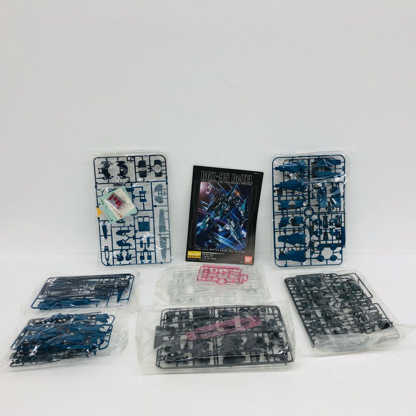 プラモデル 1/100MGRGZ-95地球連邦軍可変量産型モビルスーツリゼル「機動戦士ガンダムUC」[0165298] RGZ-95地球連邦軍可変量産型モビルスーツ MG 165298【加古川物流】