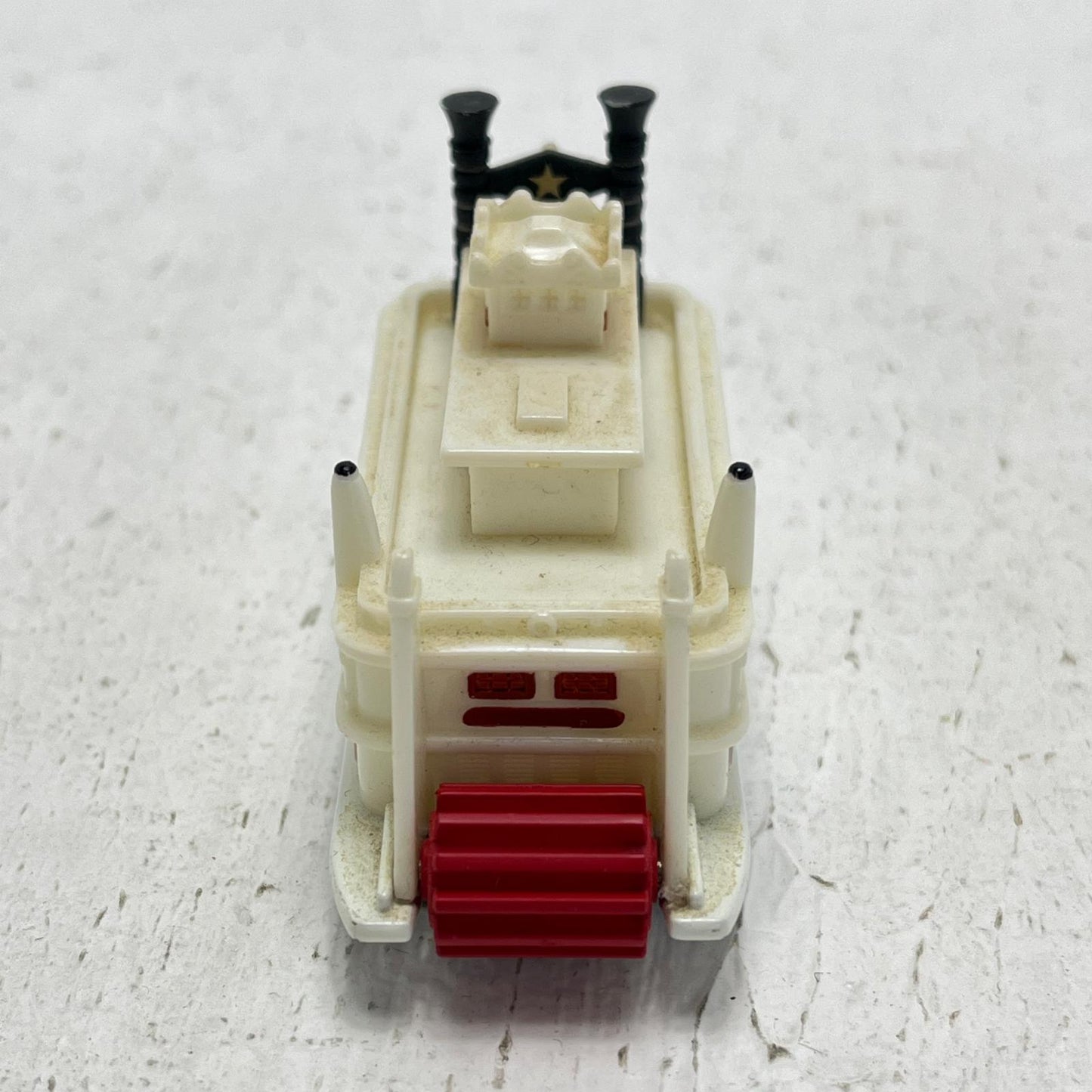 おもちゃ・玩具 1/445 蒸気船マークトウェイン号 東京ディズニーランド(ホワイト/中国製) 「トミカ ディズニービークルコレクション」 東京ディズニーリゾート限定 蒸気船マークトウェイン号 東京ディズニーリゾート限定 ''1/445【加古川物流】