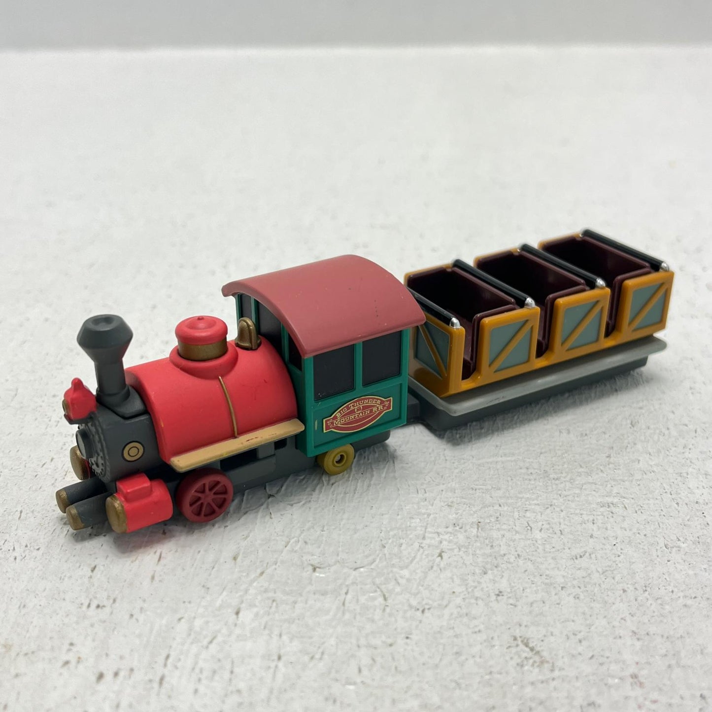 おもちゃ・玩具 マイントレインビッグサンダー・マウンテン(レッド×グリーン×ブラウン)「トミカディズニービークルコレクション」東京ディズニーリゾート限定 マイントレインビッグサンダー・マウンテン 東京ディズニーリゾート限定【加古川物流】