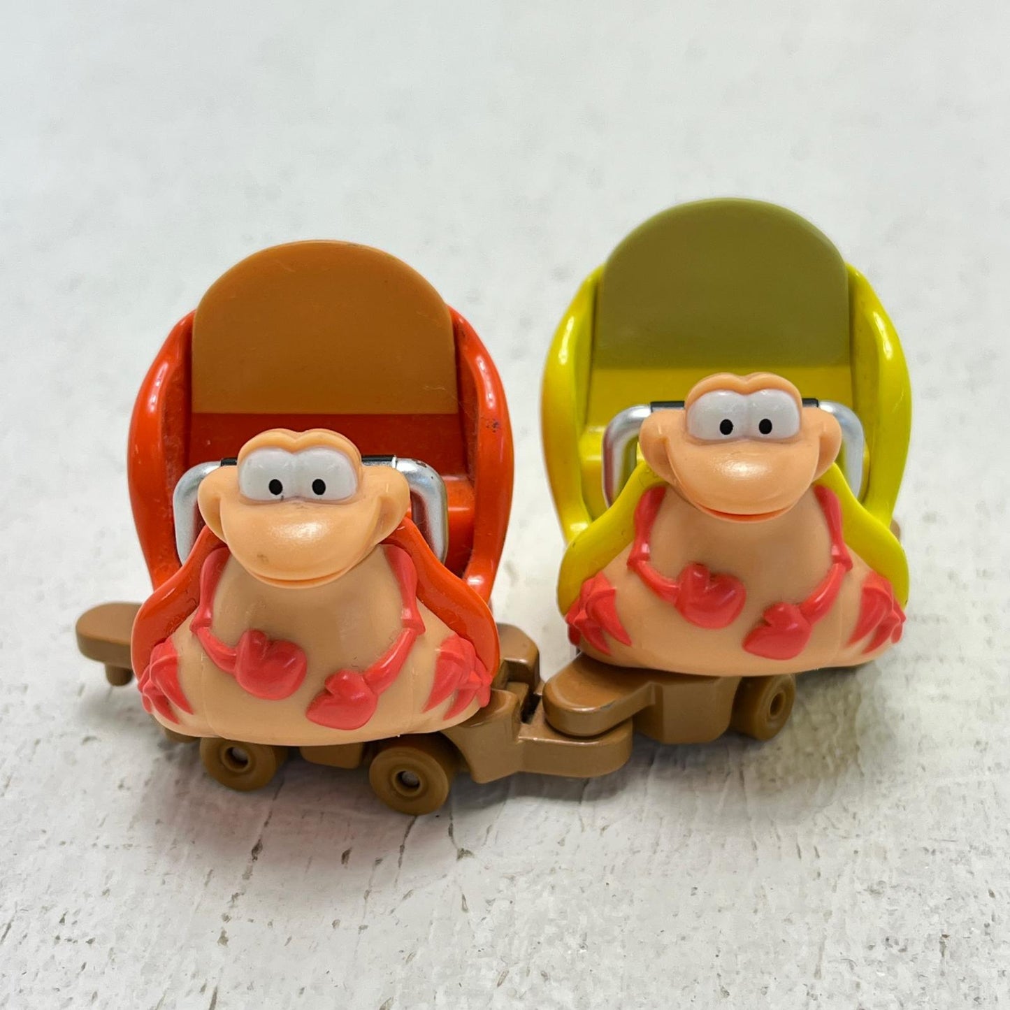 おもちゃ・玩具 スカットルのスクーター 2台セット(オレンジ× スカットルのスクーター 2台セット【加古川物流】