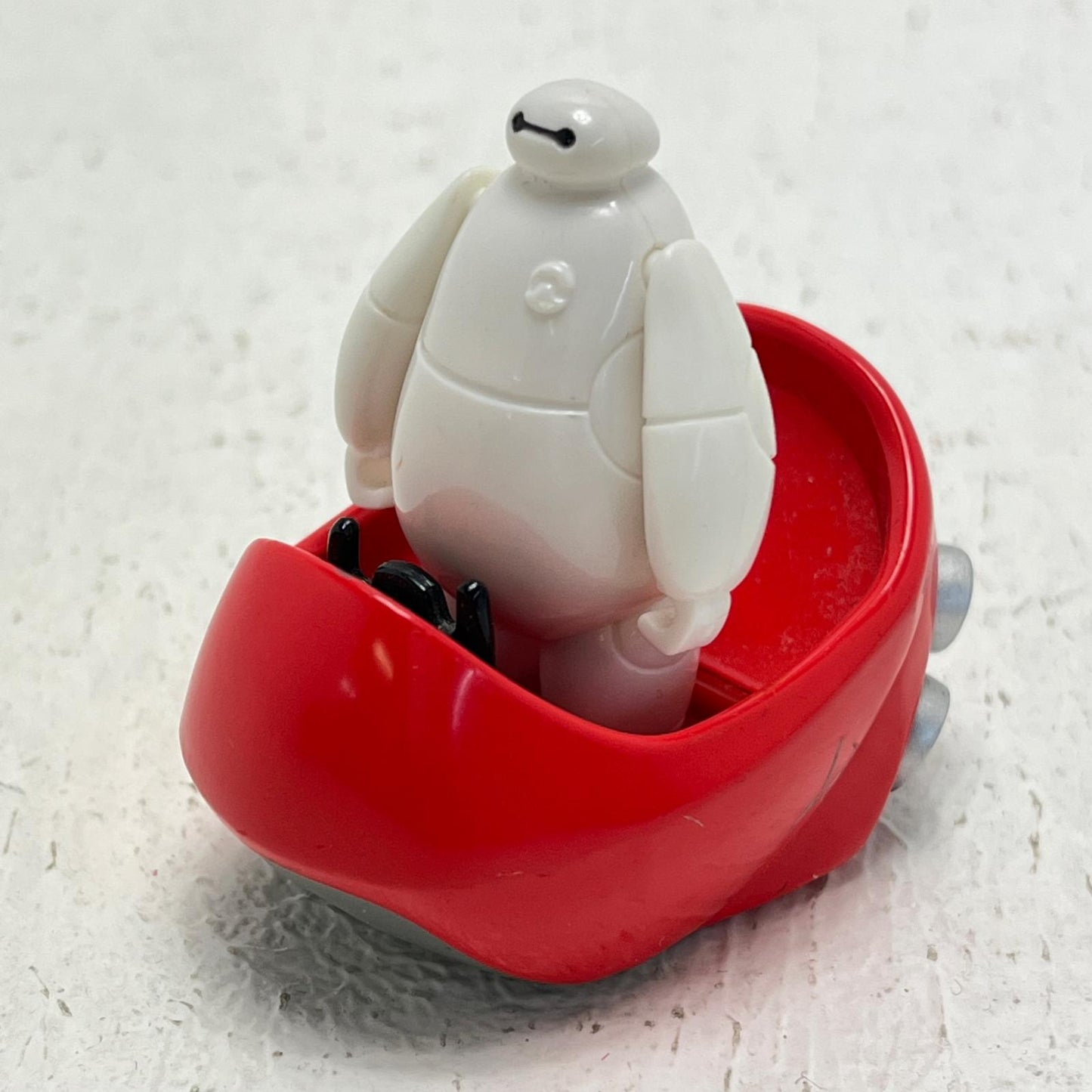 おもちゃ・玩具 ケア・ロボットベイマックスのハッピーライドフィギュア付(レッド)「トミカディズニービークルコレクション」東京ディズニーリゾート限定 ケア・ロボットベイマックスのハッピーライド 東京ディズニーリゾート限定【加古川物流】