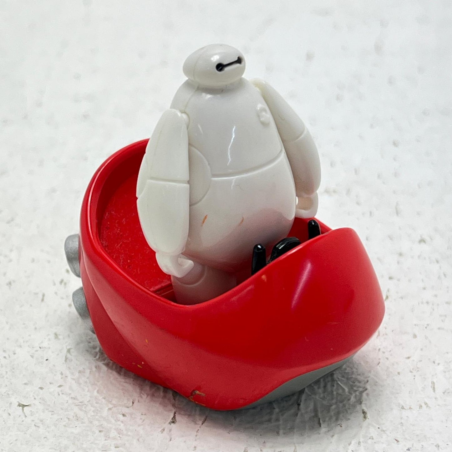 おもちゃ・玩具 ケア・ロボットベイマックスのハッピーライドフィギュア付(レッド)「トミカディズニービークルコレクション」東京ディズニーリゾート限定 ケア・ロボットベイマックスのハッピーライド 東京ディズニーリゾート限定【加古川物流】