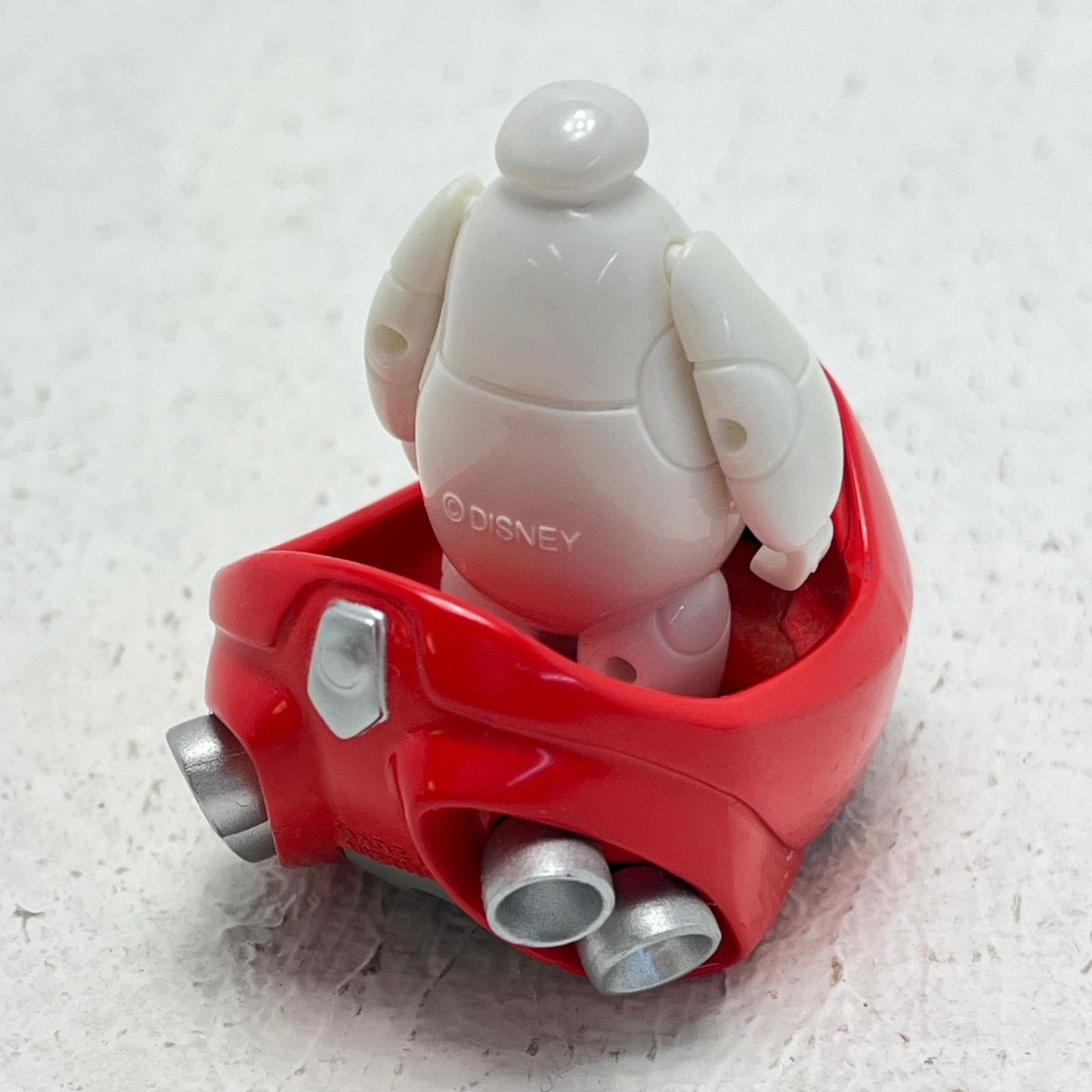おもちゃ・玩具 ケア・ロボットベイマックスのハッピーライドフィギュア付(レッド)「トミカディズニービークルコレクション」東京ディズニーリゾート限定 ケア・ロボットベイマックスのハッピーライド 東京ディズニーリゾート限定【加古川物流】