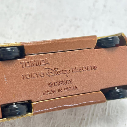 おもちゃ・玩具 1/77センター・オブ・ジ・アース地底走行車東京ディズニーシー(ゴールド/ベトナム製)「トミカディズニービークルコレクション」東京ディズニーリゾート限定 センター・オブ・ジ・アース地底走行車東 東京ディズニーリゾート限定 ''1/77【加古川物流】