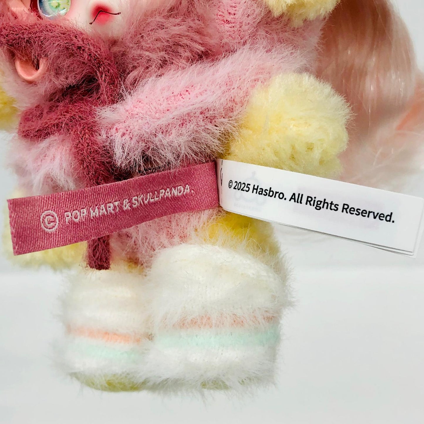 ぬいぐるみ Fluttershy「SKULLPANDA × My Little Pony シリーズ ぬいぐるみペンダント」 Fluttershy SKULLPANDA × My Little Pony ぬいぐるみペンダント【加古川物流】