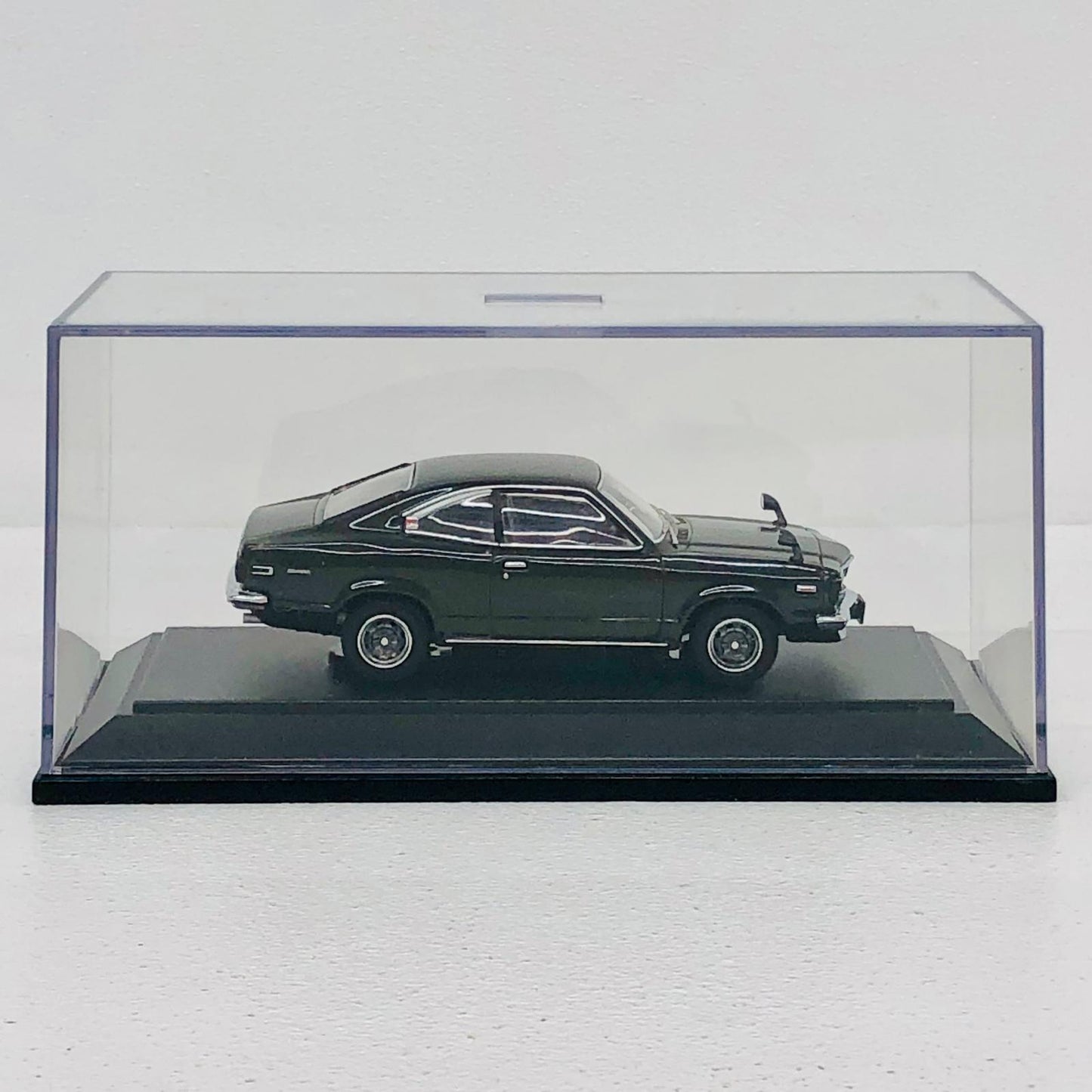 おもちゃ・玩具 1/43MAZDASAVANNACoupeRX31973(グリーン)「Oldies」[43545] MAZDA SAVANNA Coupe 1/43スケール RX31973 43545【加古川物流】
