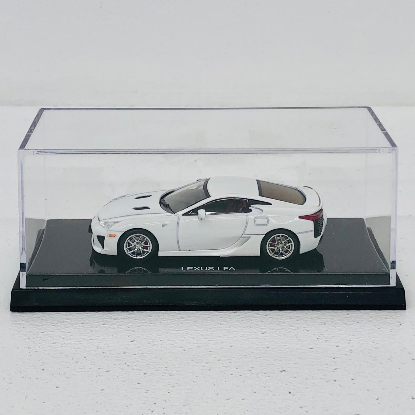 おもちゃ・玩具 1/64LEXUSLFA(ホワイト)「TOKUMAミニカーセレクションレクサスLFA」同梱品 LEXUSLFA 1/64スケール TOKUMAミニカーセレクションレクサスLFA【加古川物流】
